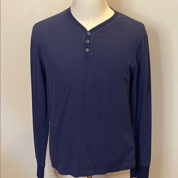 Guess Blue Long Sleeve Tee with Classic Design - Picture 3 of 7